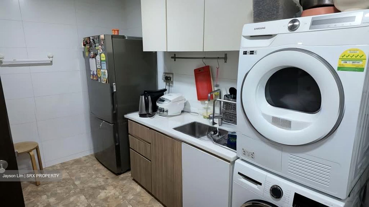 Lake Life (D22), Condominium #568128031